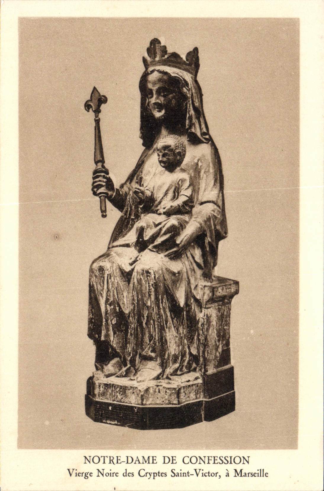 CPA Notre Dame De Confession Vierge Noire Des Cryptes Saint Victor a Marseille