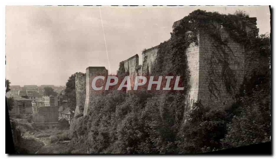CPM Caen Les Remparts