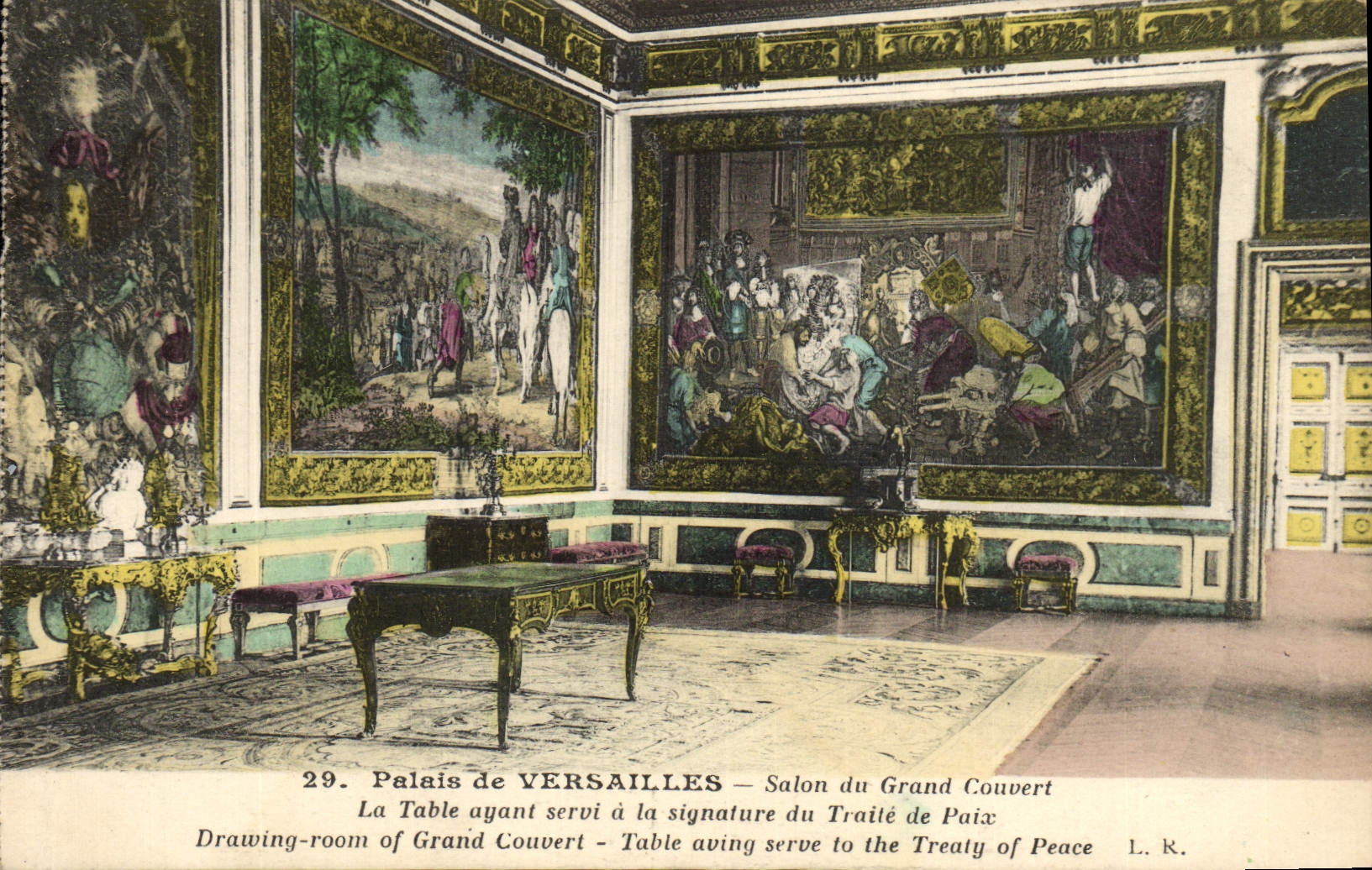 CPA Palais De Versailles Salon Du Grand Couvert La table ayant servi a la signature du traite de Paix 