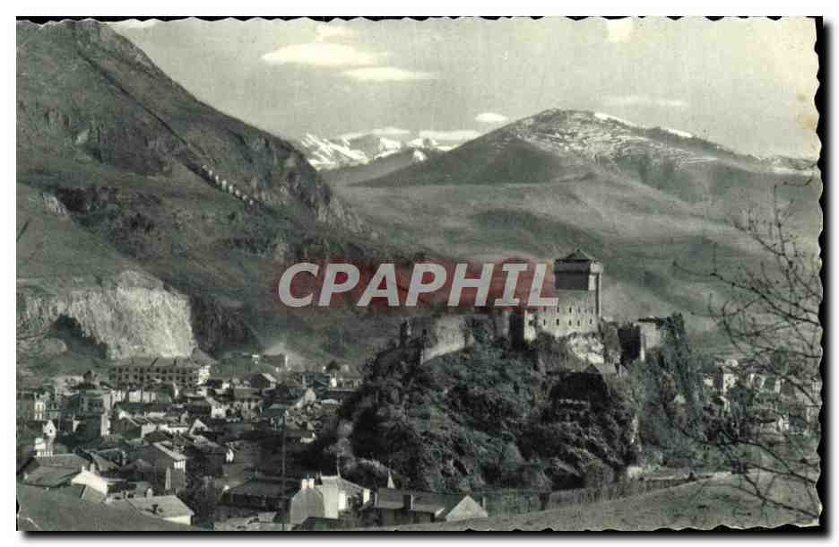 Lourdes — Le Château — Éditions M. HENNES, n°51
