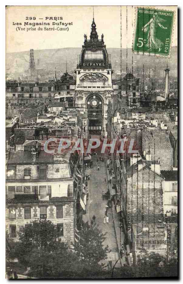 CPA Paris Les Magasins Dufayel Vue prise du Sacre Coeur 