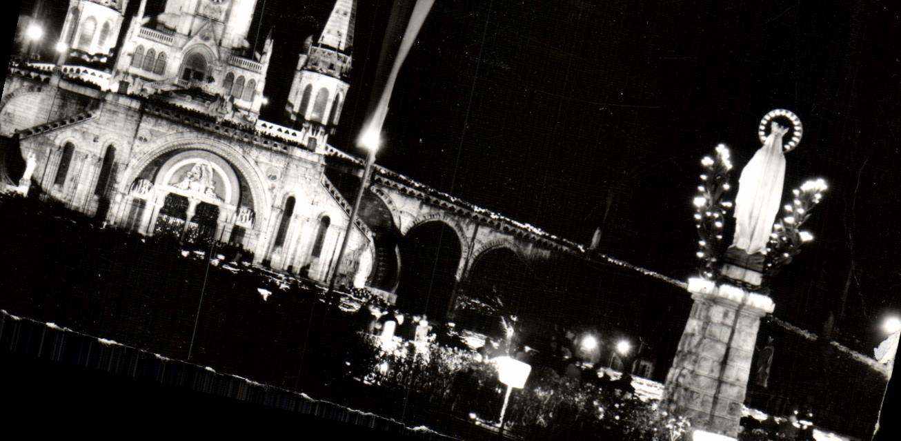 CPM Lourdes Illuminations Sur La Basilique