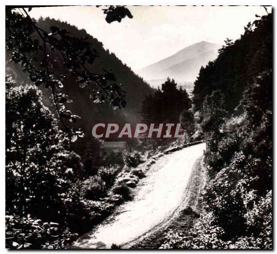 Route de montagne — Bessé-sur-Besse — édition L'AUVERGNE