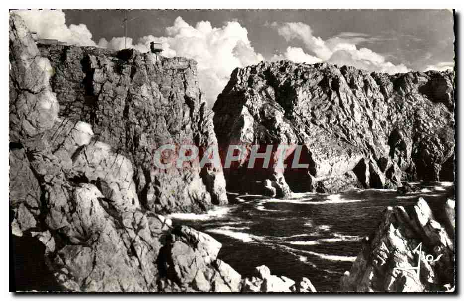 CPM Camaret Pointe de Pen Hir Formidable falaise rocheuse 