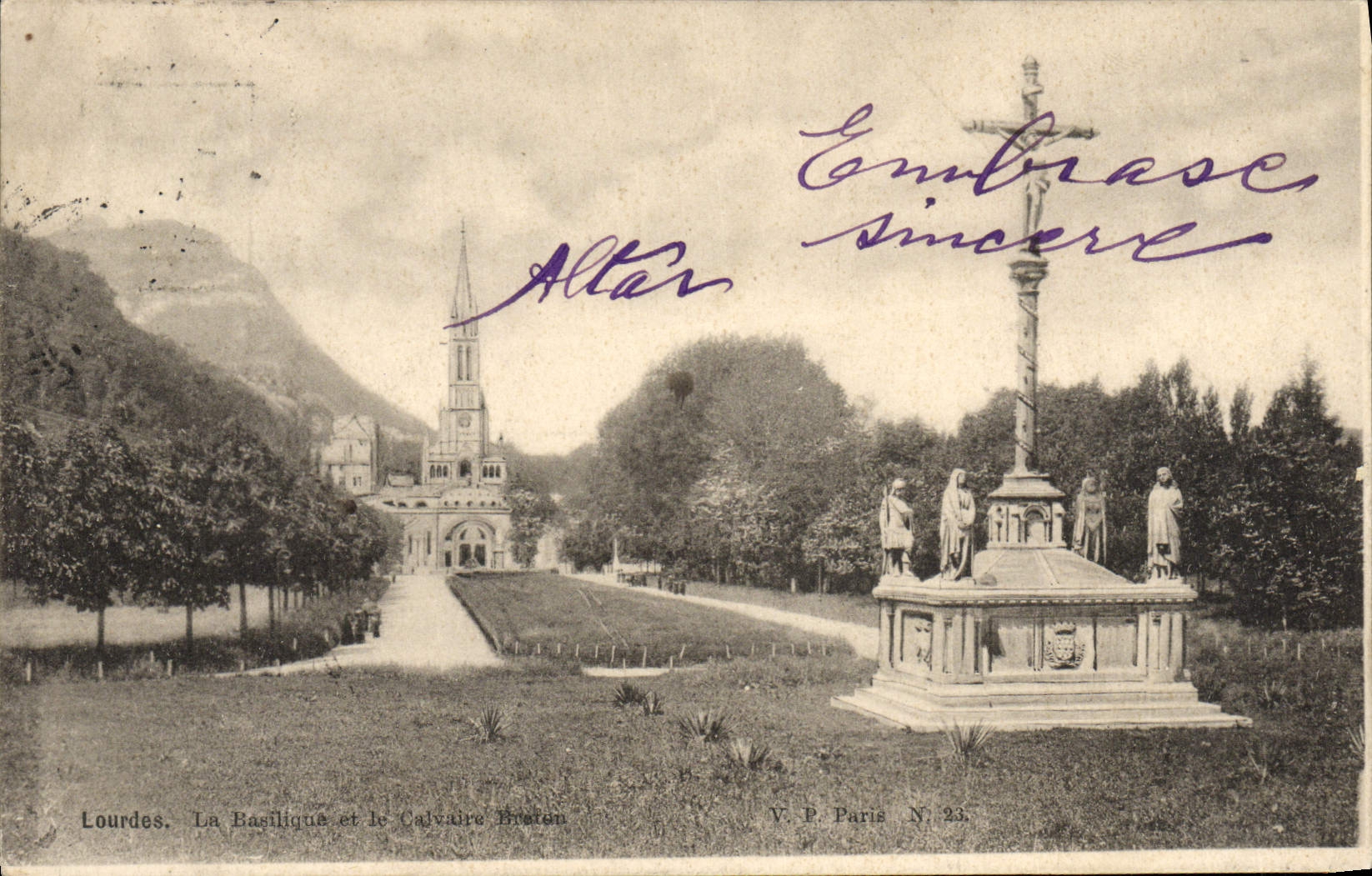 CPA Lourdes La Bailique et le calvaire breton 