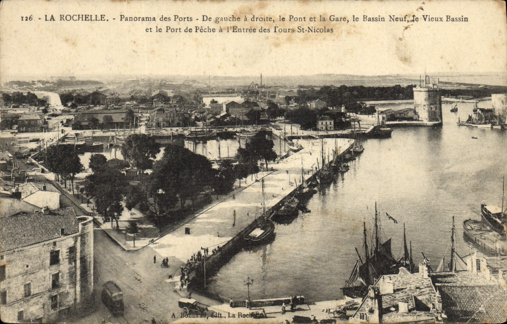 CPA La Rochelle Panorama des Ports De Gauche a Droite Le pont et la gare Le bassin neuf Le vieux bassin et le port e dep