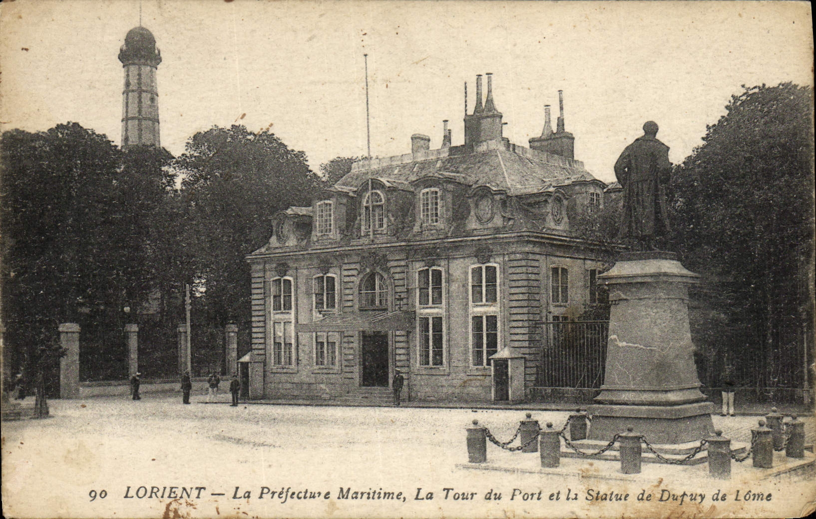 Lorient — La Préfecture Maritime, La Tour du Port et la Statue de Dufuy de Lôme