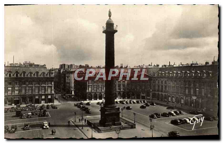 CPM Paris ses Merveilles Place vendome et Colonne de la Grande Armee