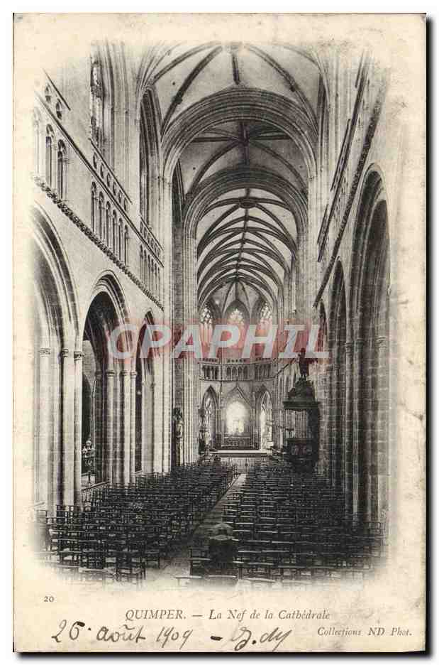 CPA Quimper La Nef de la Cathedrale
