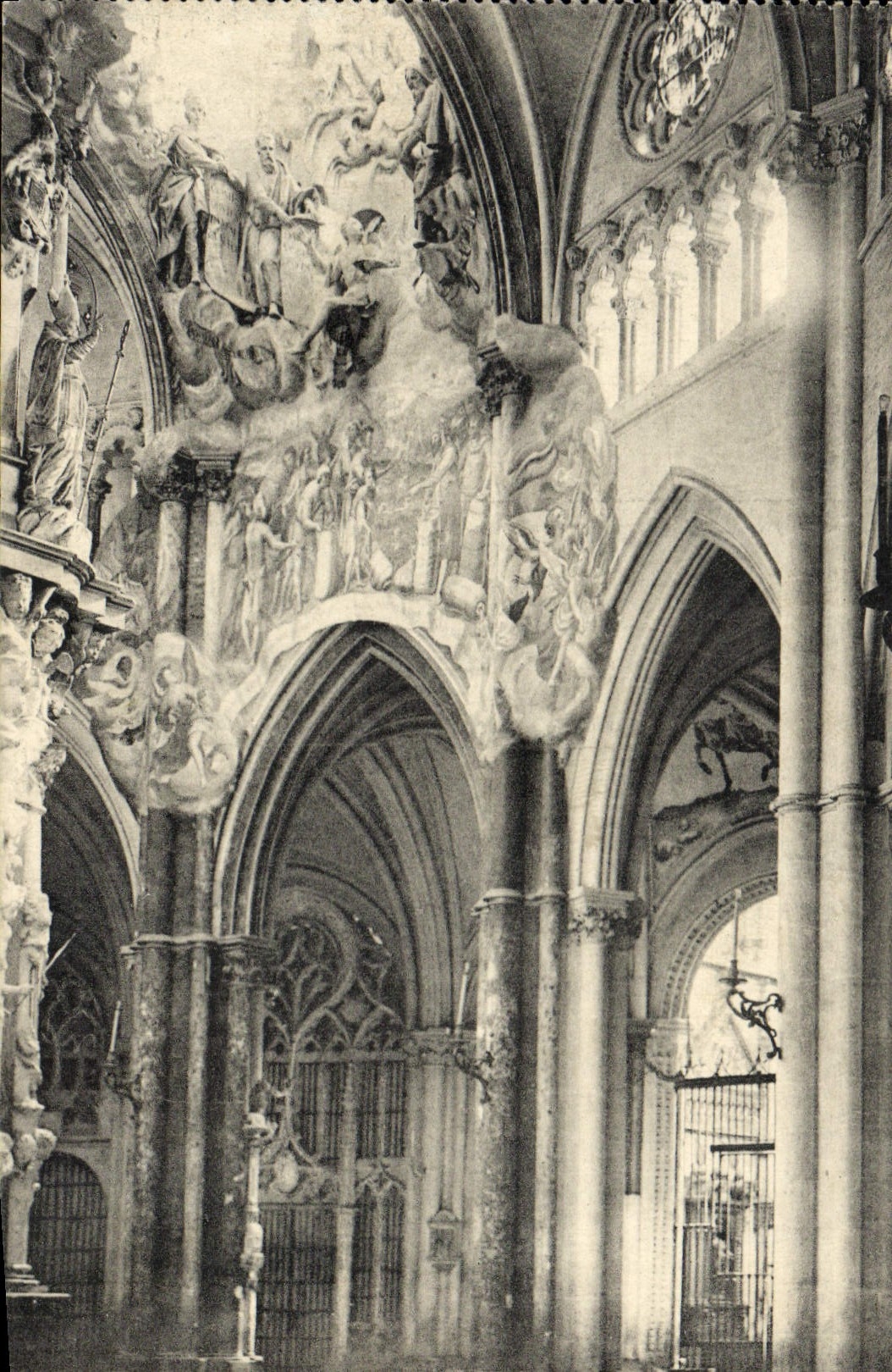 Cathédrale de Tolède — Anneau de l'ouverture, vue partielle — Phototypia Thomas, n° 9041