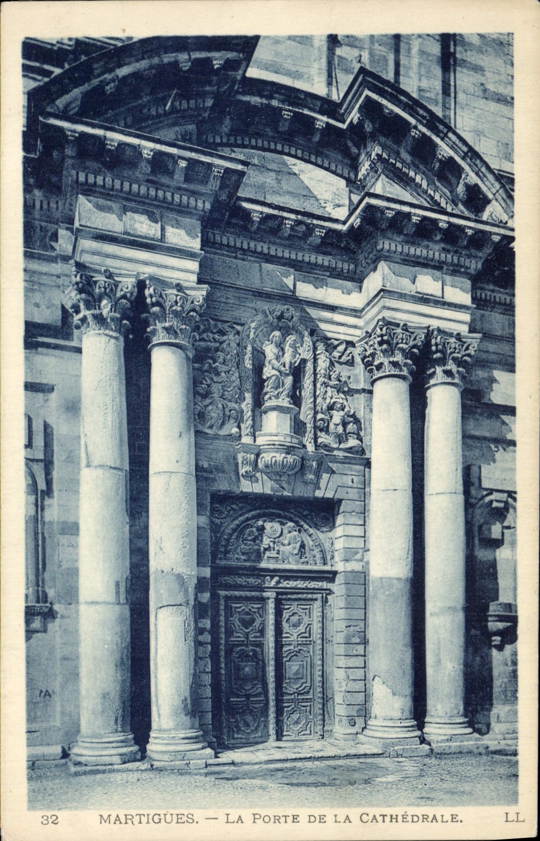 Martigues — La Porte de la Cathédrale — LL, n° 32