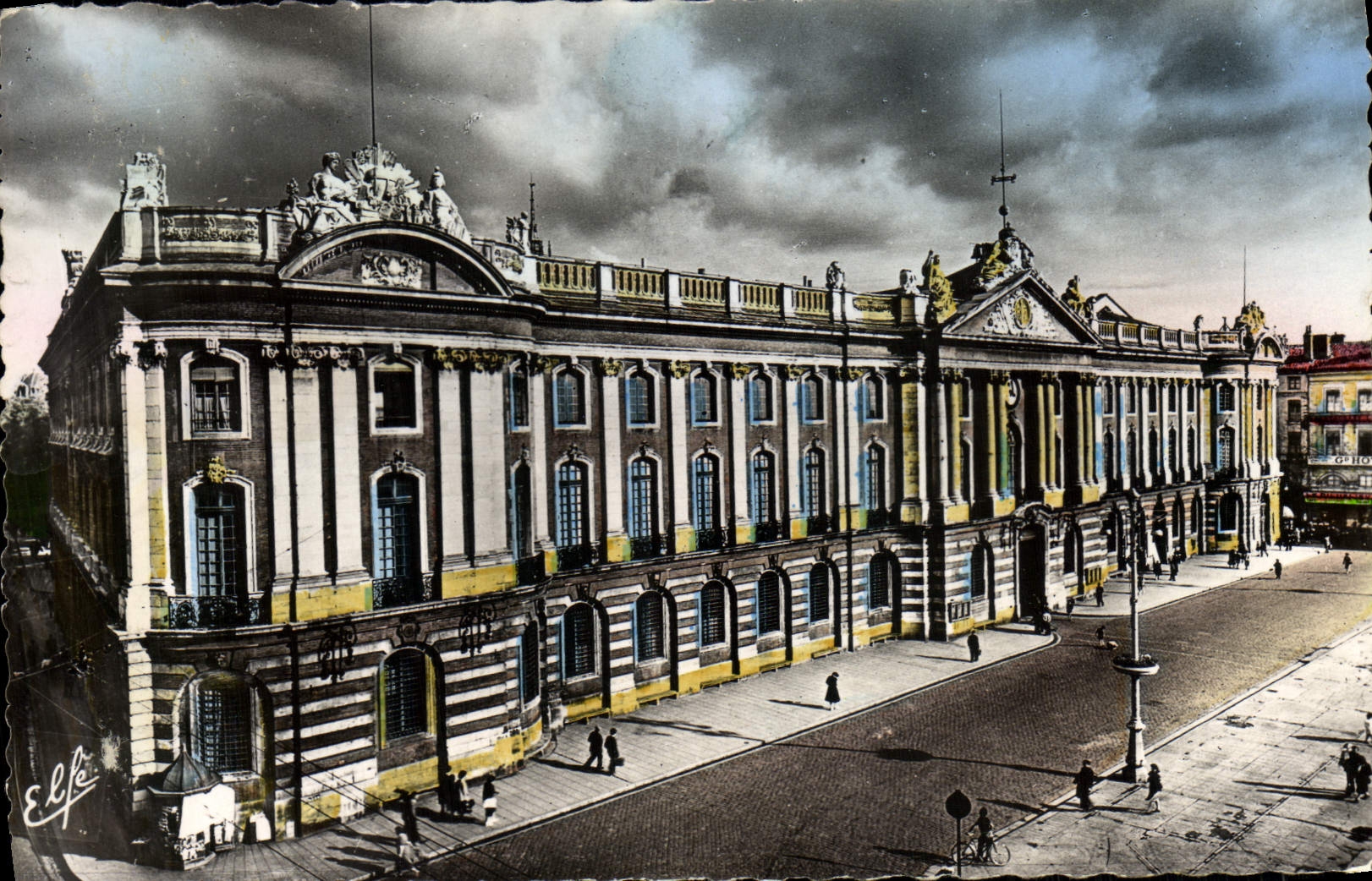 Façade du Capitole — Hôtel de Ville — éditeur L'AJCHE, n° 110