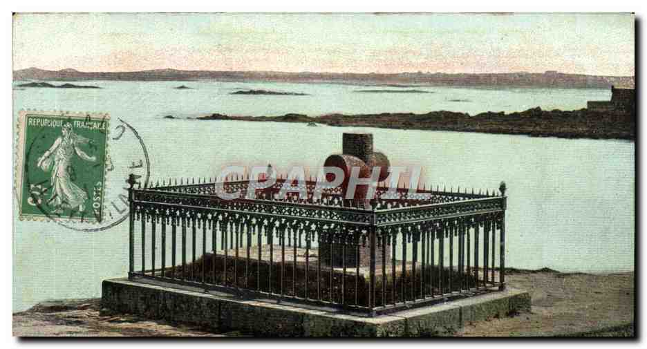 Vue du monument de la République à Lorient — éditeur Aqua & Photo, n° 45