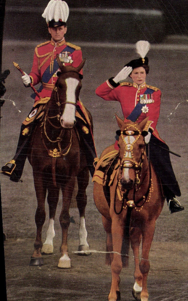 Deux cavaliers en uniforme rouge — Royal Horse Guards — Valentine's Postcard