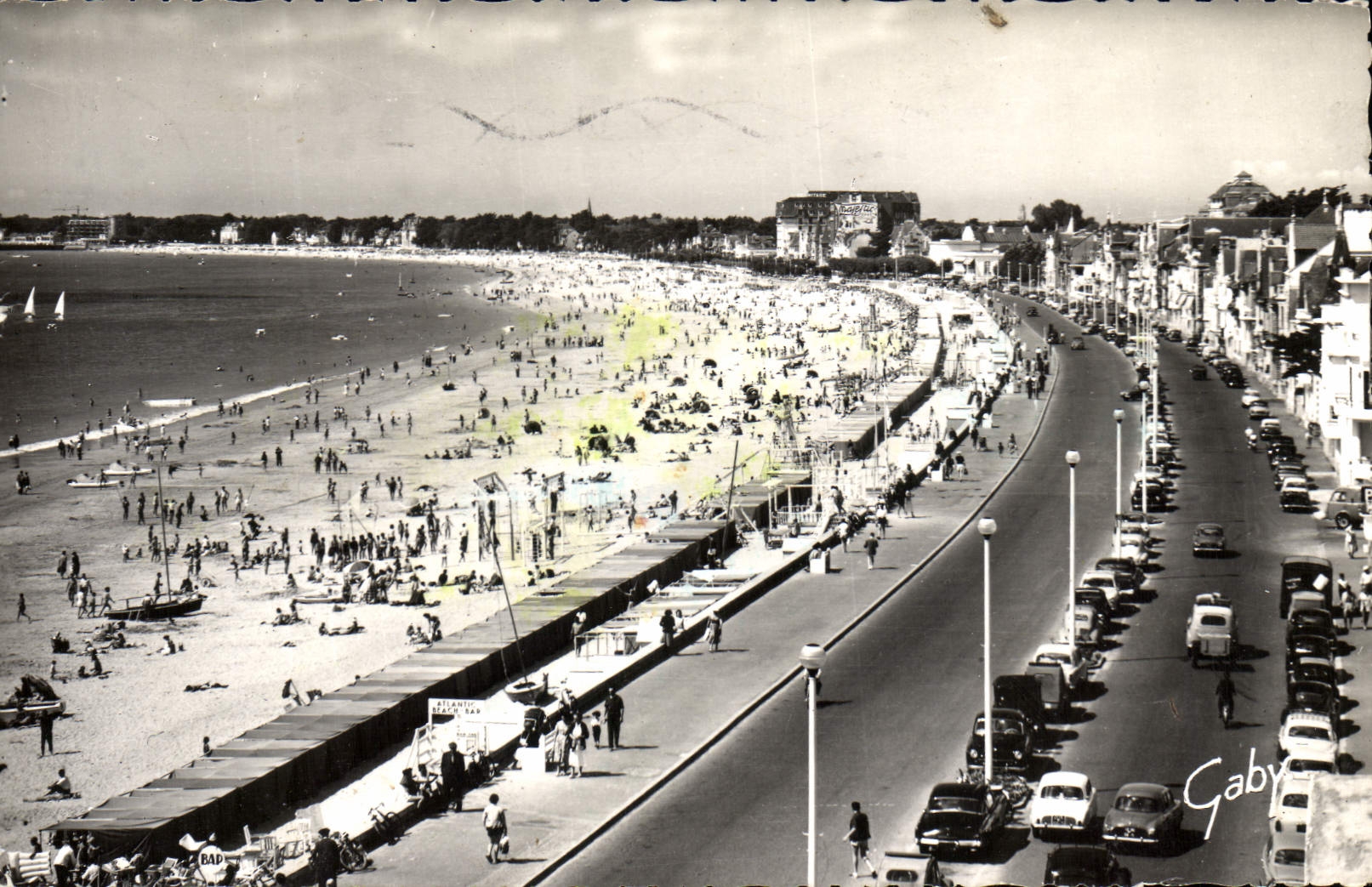 CPM La Baule Boulevard Hennedart