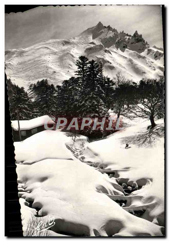 CPM L'Auvergne Le Mont Dore Sancy sous la neige Vallee de la Dordogne au dessus du Mont Dore et massif de Sancy 