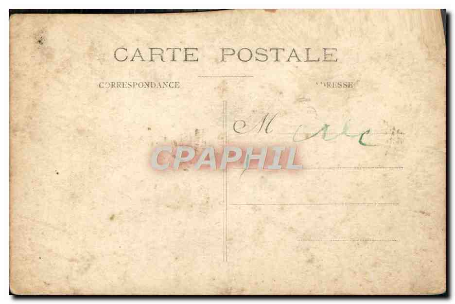 CARTE PHOTO Hommes buvant le cafe Chien  — Verso