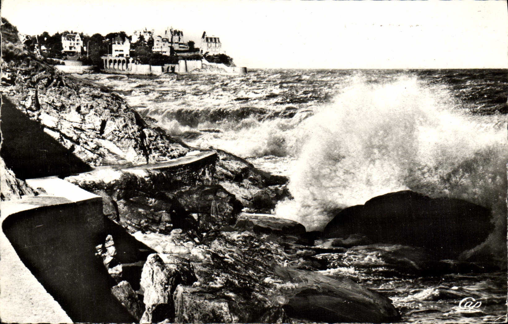 Dinard - Côte d'Émeraude — Promenade du Moulinet — Réal-Photo, n°1157