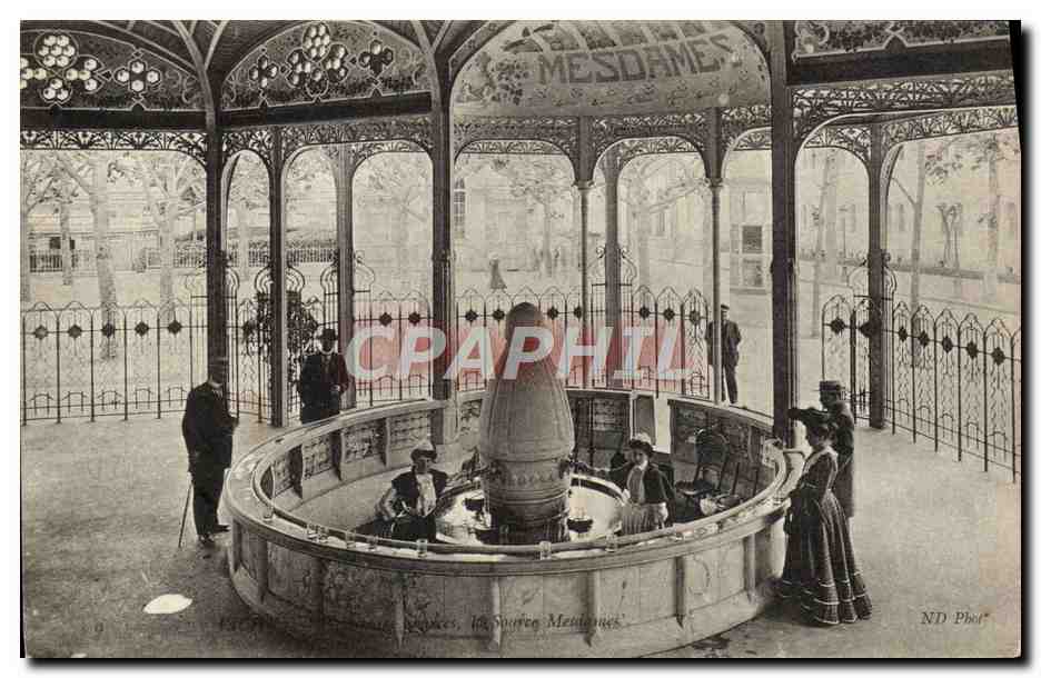 CPA Vichy Source Mesdames