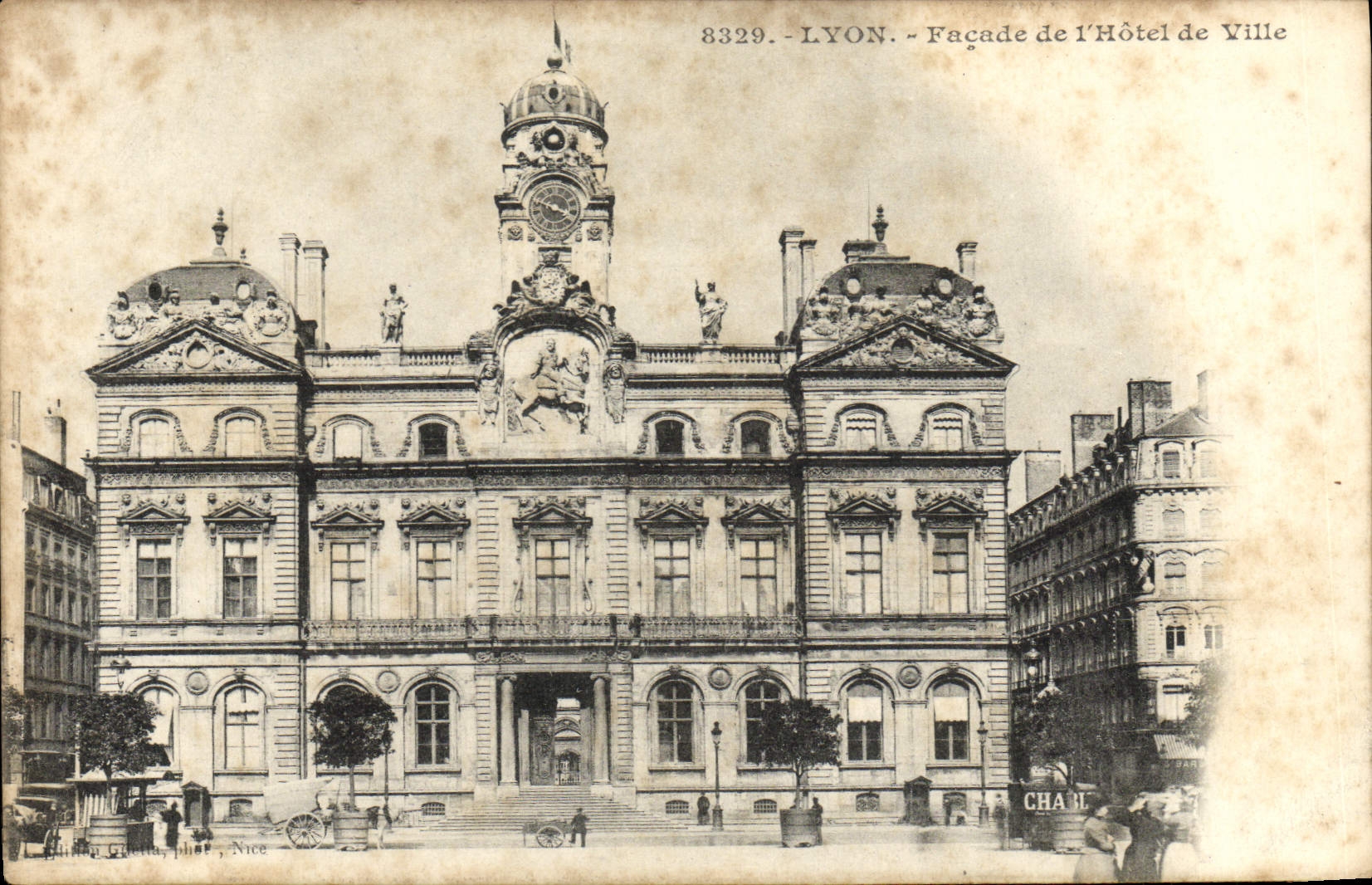 LYON - Façade de l'Hôtel de Ville — phot. Chal, Nice, n° 8329