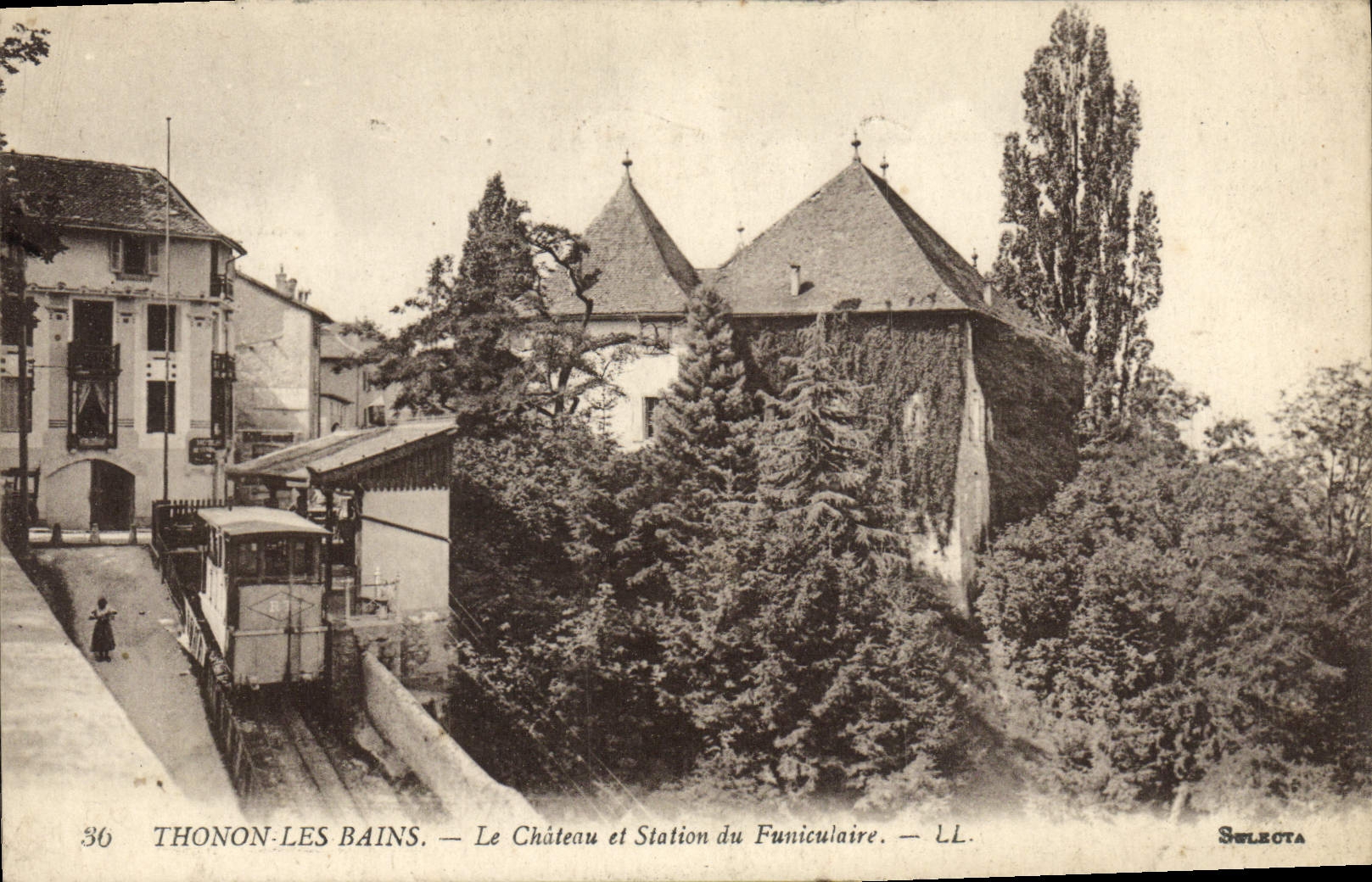 CPA Thonon Les Bains Le Chateau Et Station Du Funiculaire