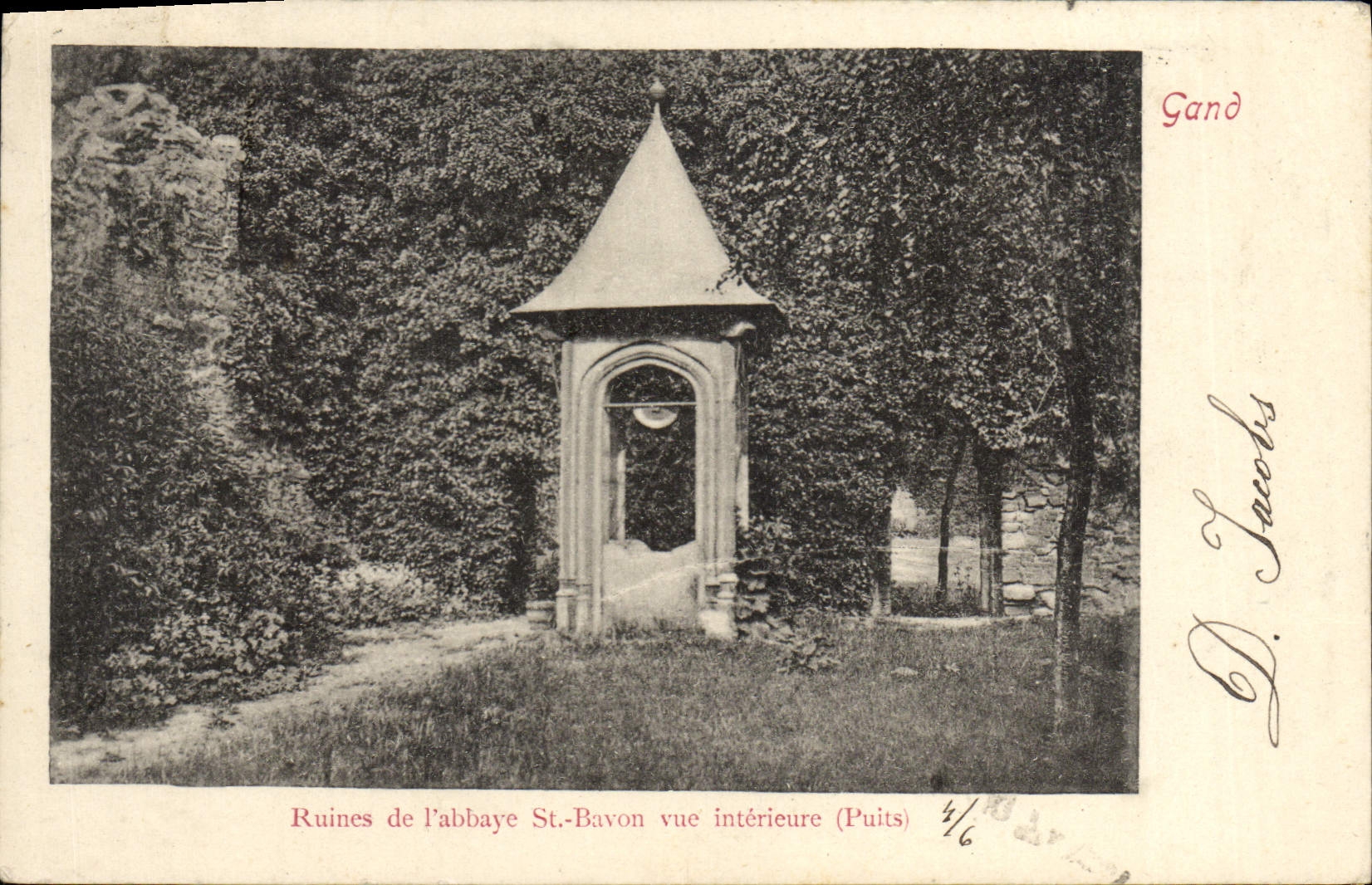 CPA Gand Ruines de l'abbaye St Bavon vue interieure Puits