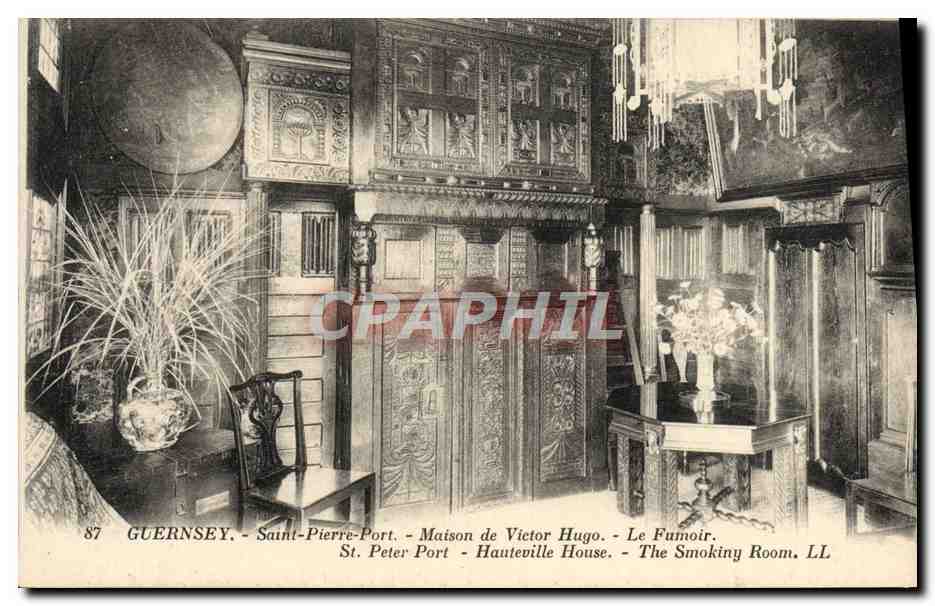 CPA Guernsey St Peter Port Maison De Victor Hugo Le Fumoir