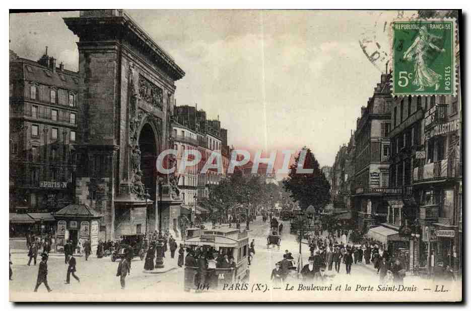 CPA Paris Le Boulevard Et La Porte Saint Denis