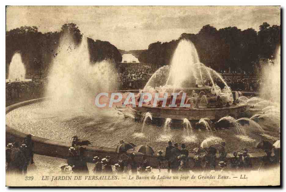 CPA Le Jardin De Versailles Le Bassin De Latone Un Jour De Grandes Eaux