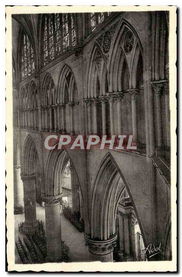 Le Mans (Sarthe) — Intérieur de la Cathédrale, Galerie (triforium) du premier déambulatoire du chœur — A. Dolbeau