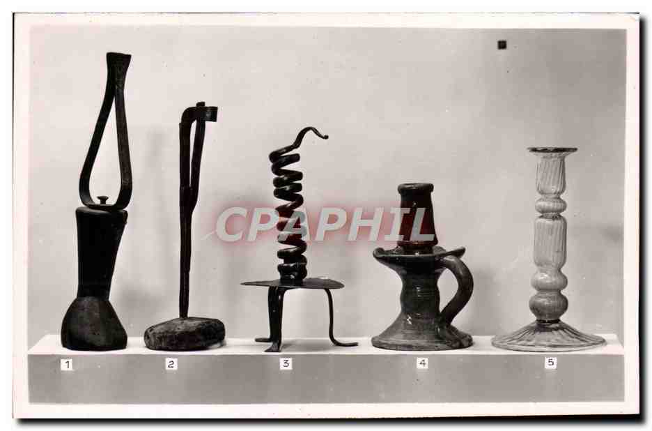 CPM Musee Des Arts Et Traditions Populaires Palais De Chaillot Paris Chandeliers de diverses provinces