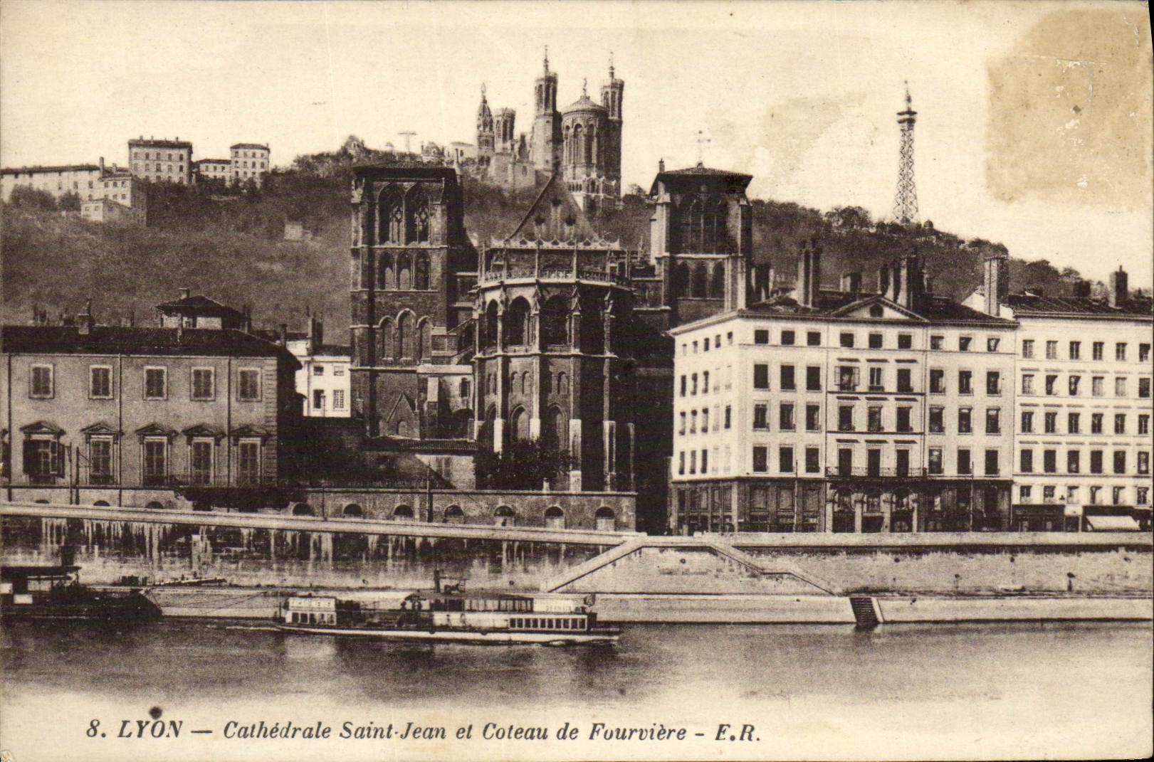 CPA Lyon Cathedrale Saint Jean et Coteau de Fourviere
