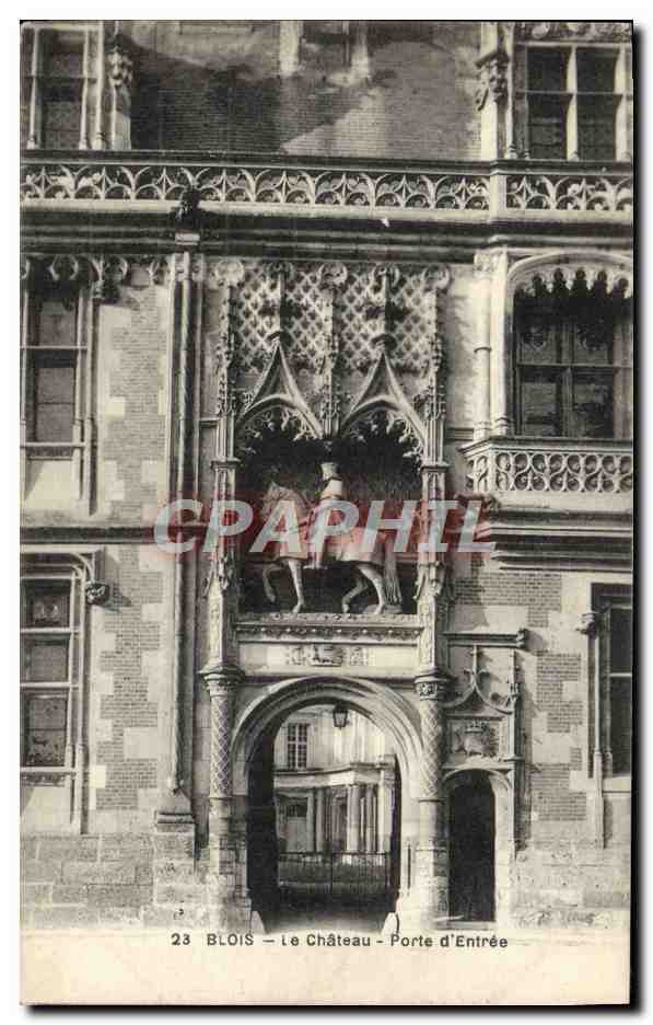 CPA Blois Le Chateau Porte d'Entree