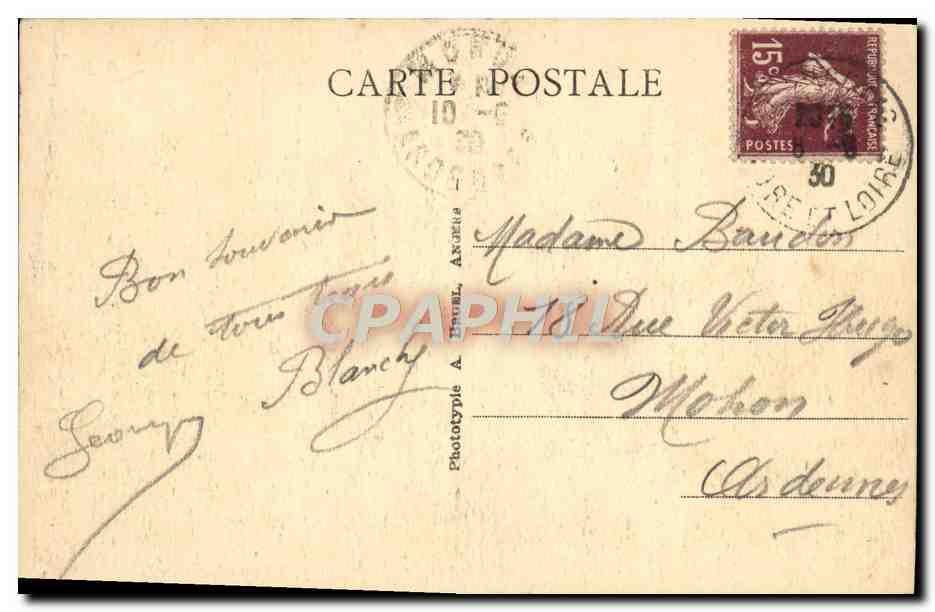 CPA Langeais Le Chateau Cour Interieure — Verso