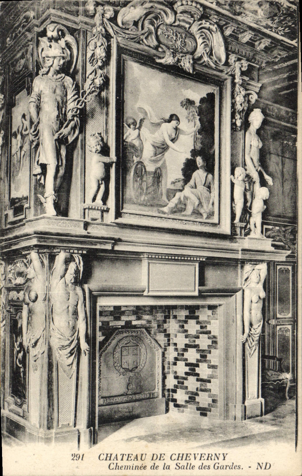 Château de Cheverny — Cheminée de la Salle des Gardes — ND