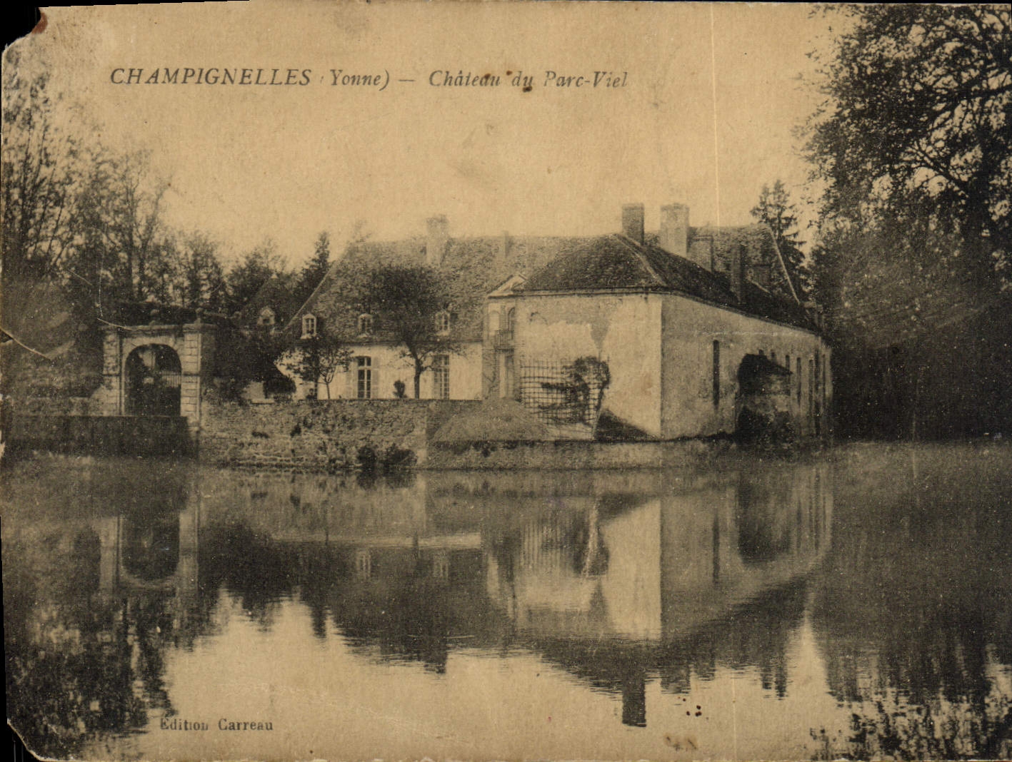 CPA Champignelles Chateau du Parc Viel