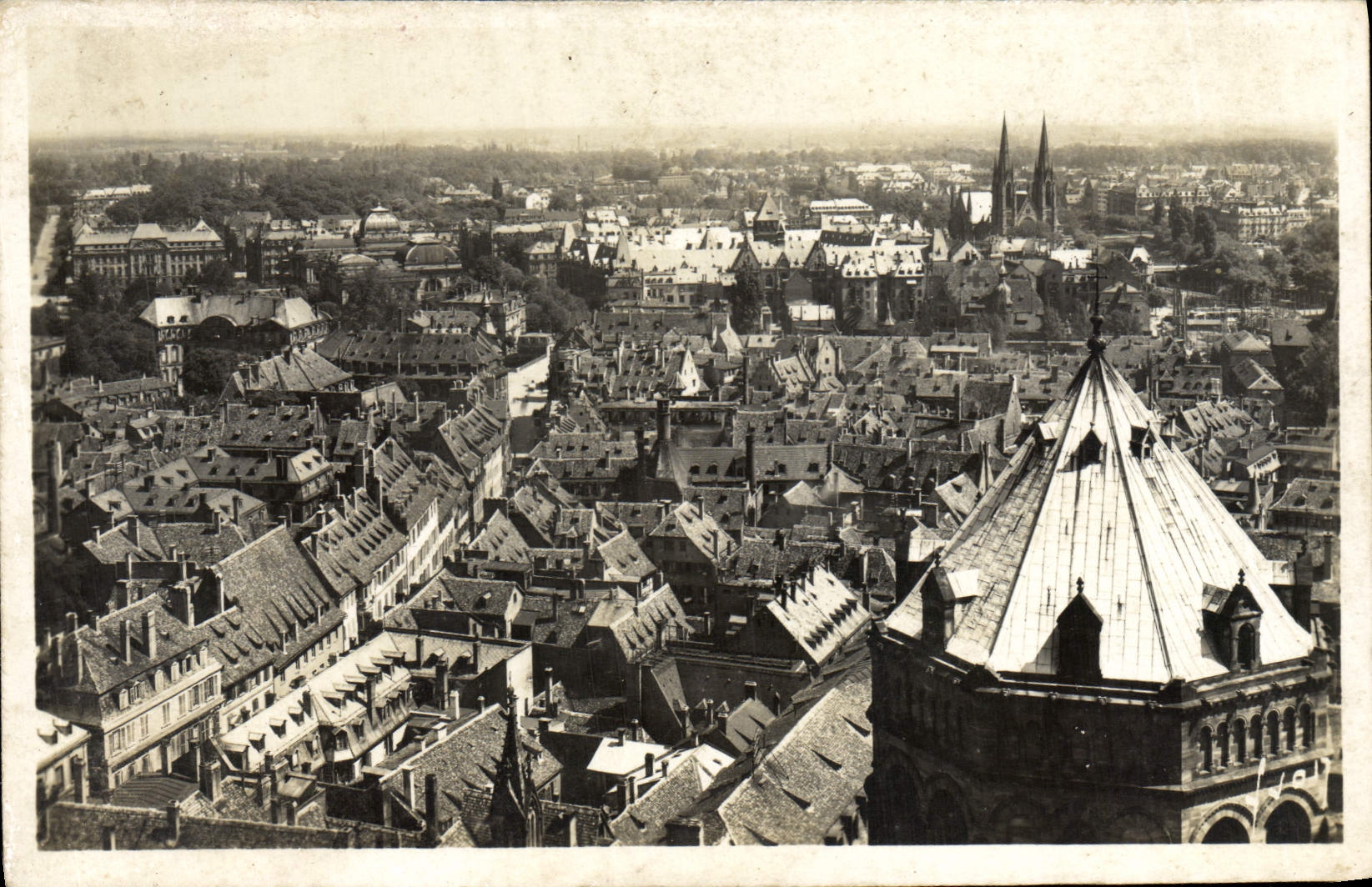 CPM La Douce France Strasbourg Vue Generale Prise De La Cathedrale Vers Le Temple St Paul