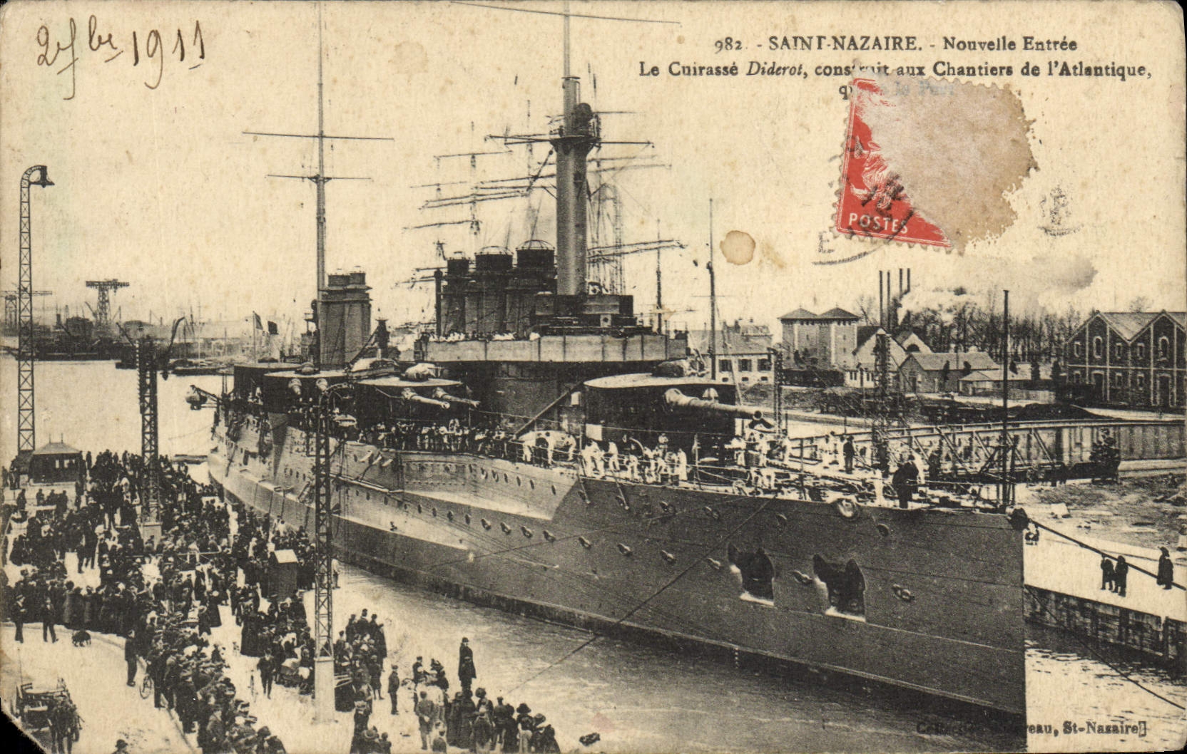 CPA Saint Nazaire Nouvelle Entree Le Cuirasse Diderot Bateau
