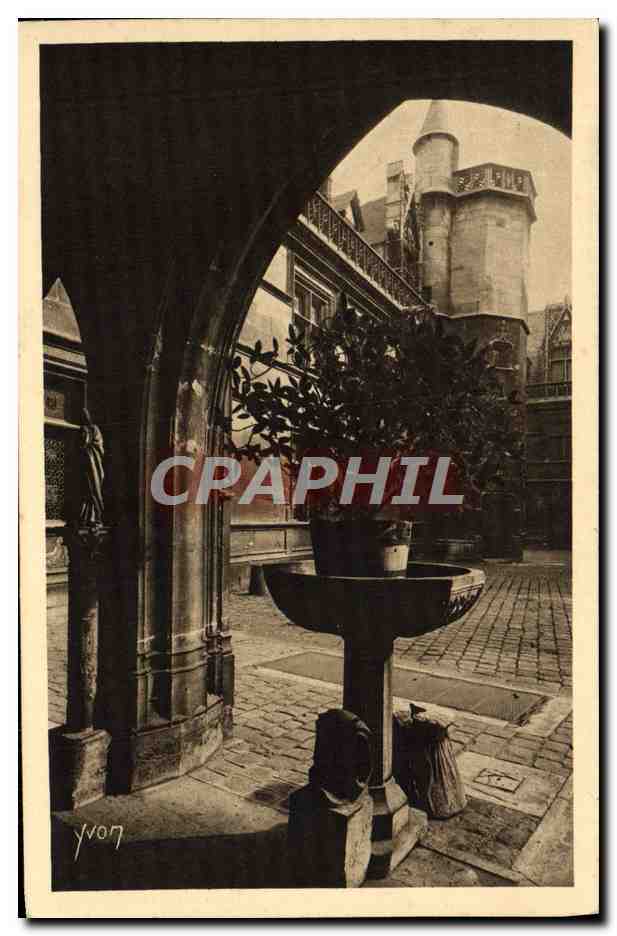 CPA Paris Musee de Cluny Cour d'honneur 