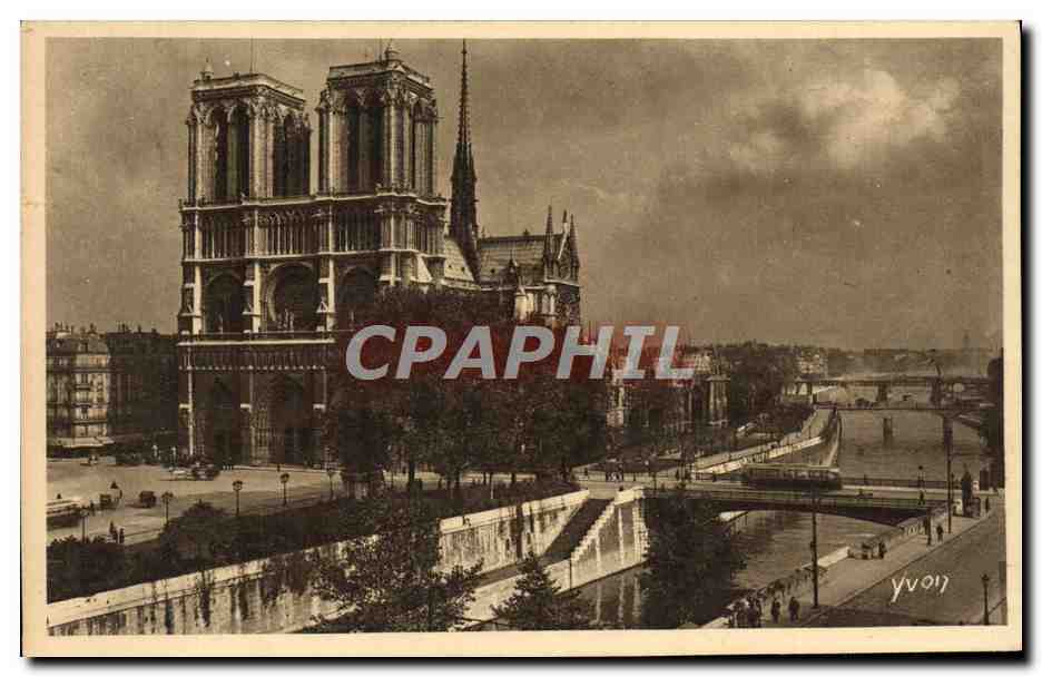 CPA Notre Dame de Paris Vue Generale