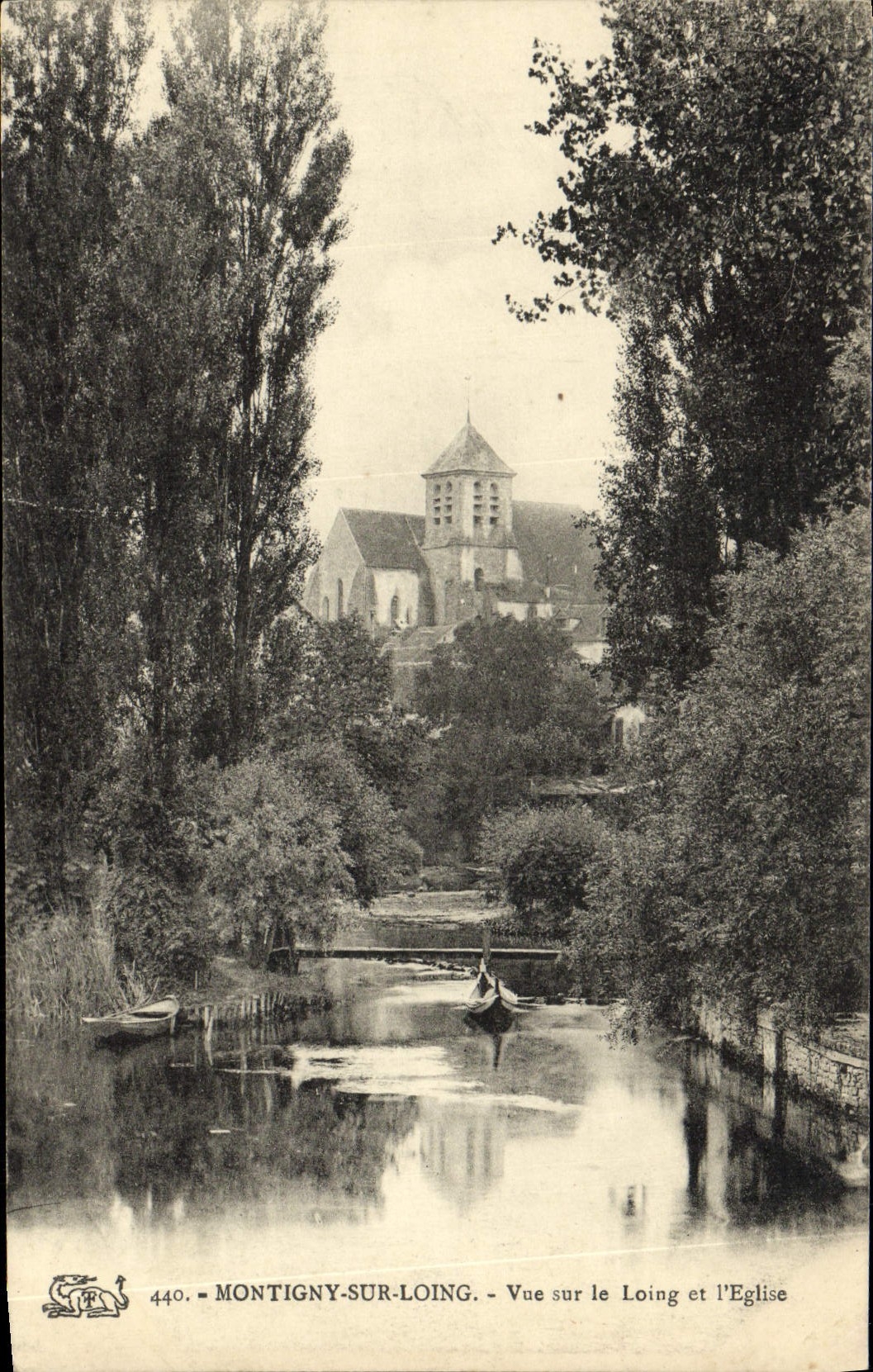 Montigny-sur-Loing — Vue sur le Loing et l'Église — Série 440