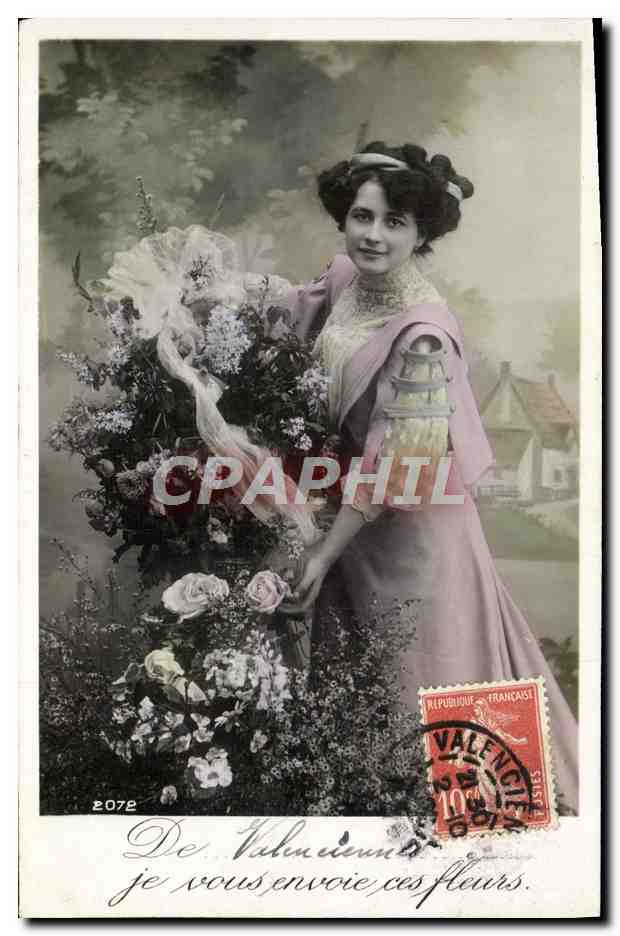 Femme avec bouquet de fleurs — Valenciennes — éditeur inconnu, n° 2072