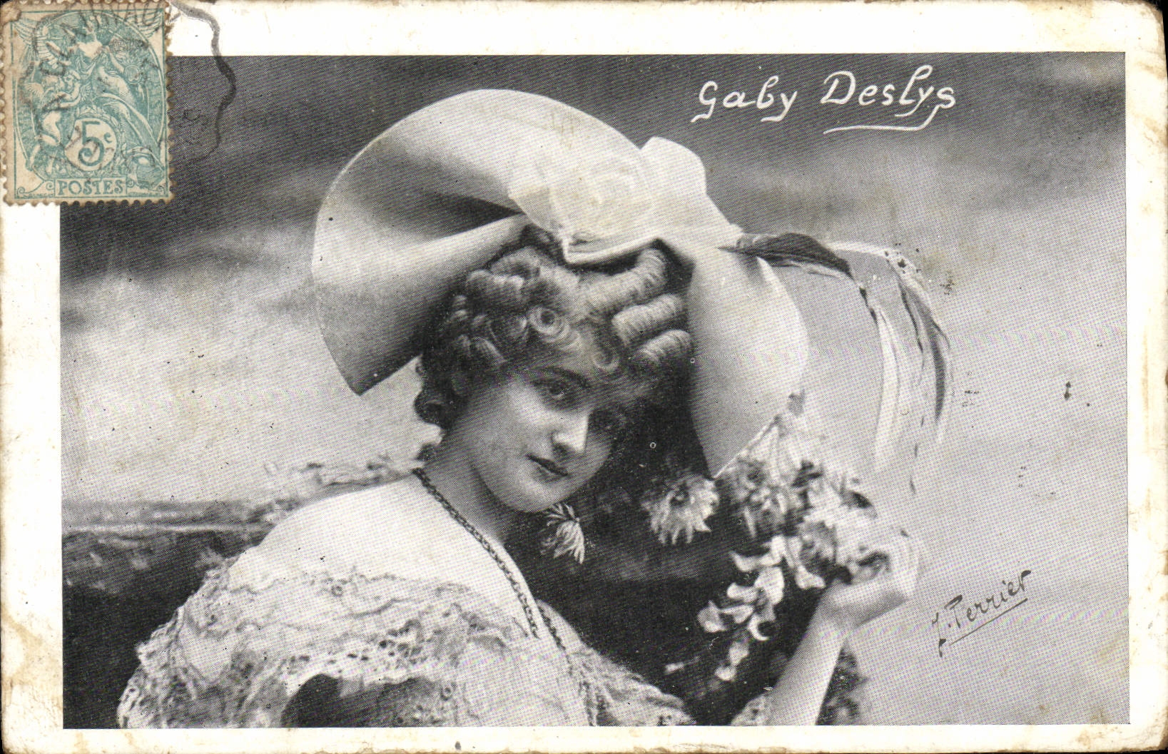 CPA Fantaisie Femme Gaby Deslys