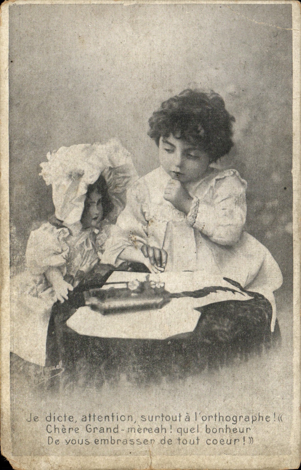 CPA Fantaisie Enfant Poupee Fabrique de parapluies Ombrelles Rue de la Paix Ricoul labal