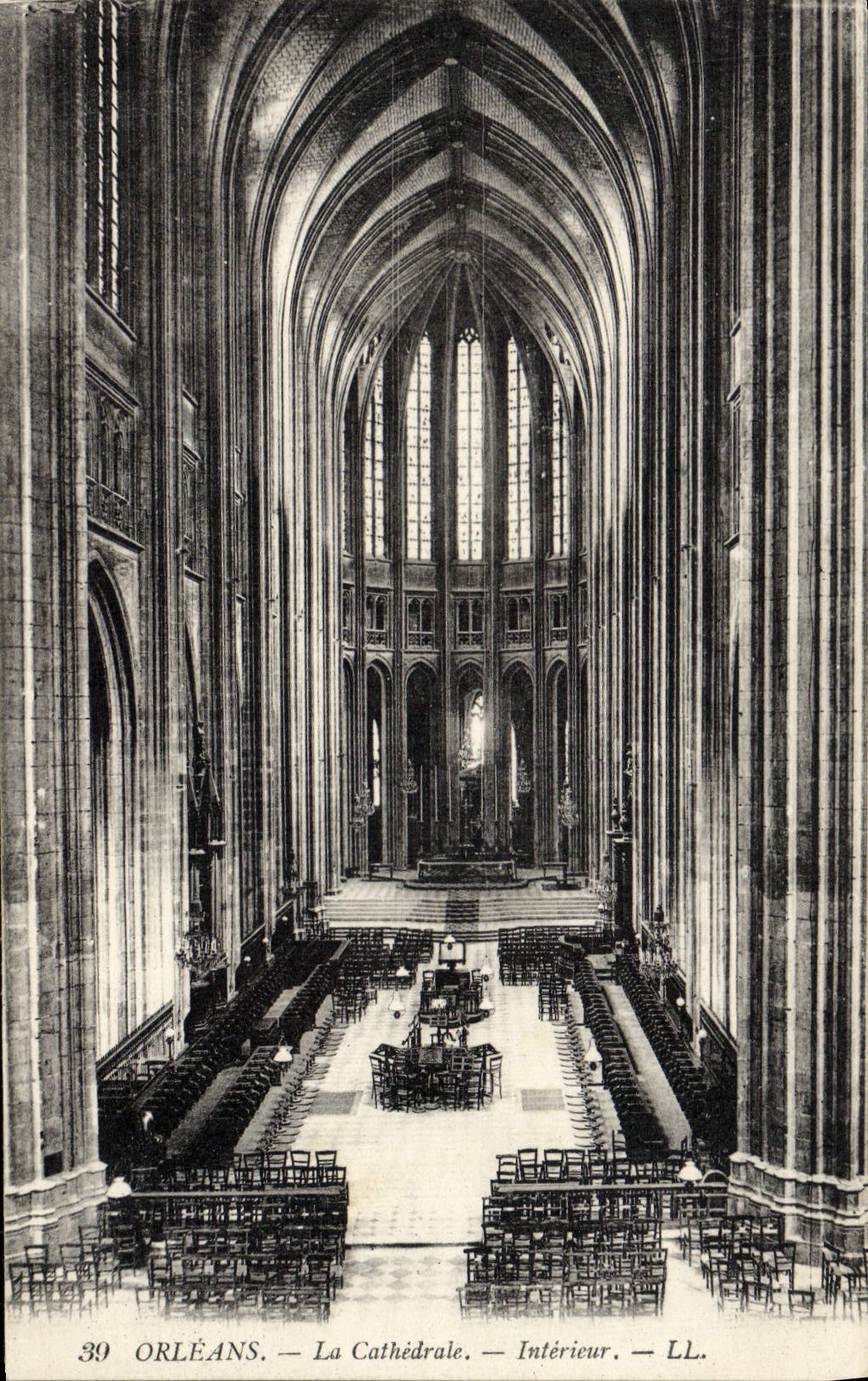 CPA Orleans La Cathedrale Interieur