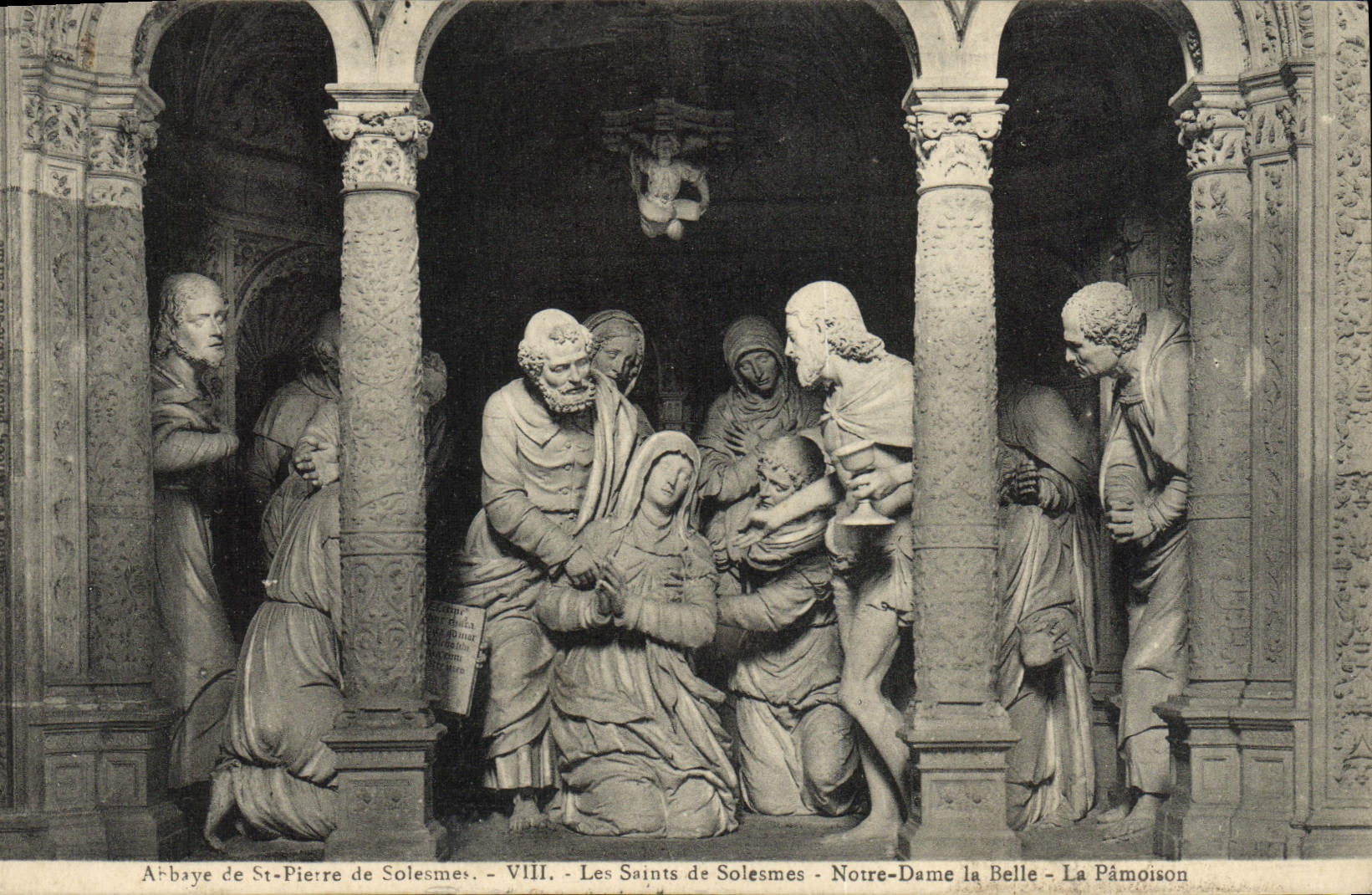 CPA Abbaye De St Pierre De Solesmes Les Saints de Solesmes Notre Dame la Belle La Pamoison 