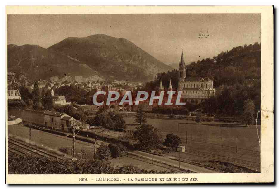 CPA Lourdes La Basilique Et Le Pic Du Jer