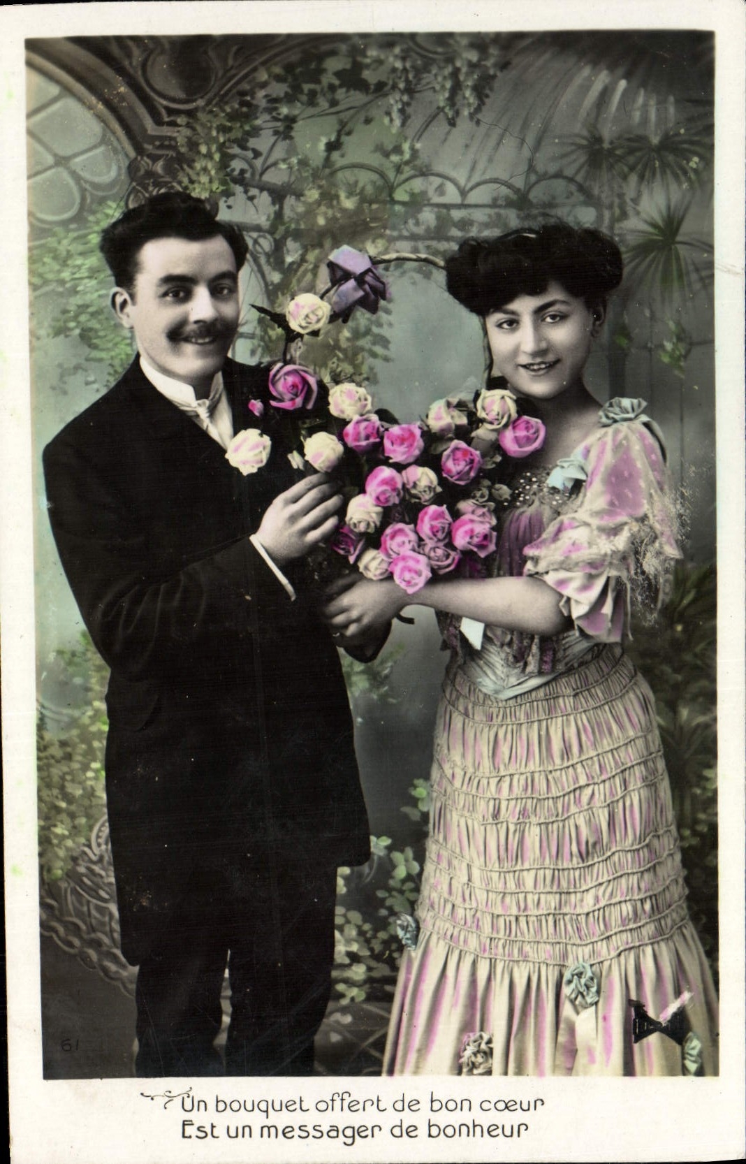 Un bouquet offert de bon cœur — Est un messager de bonheur — CPAPHIL n°61