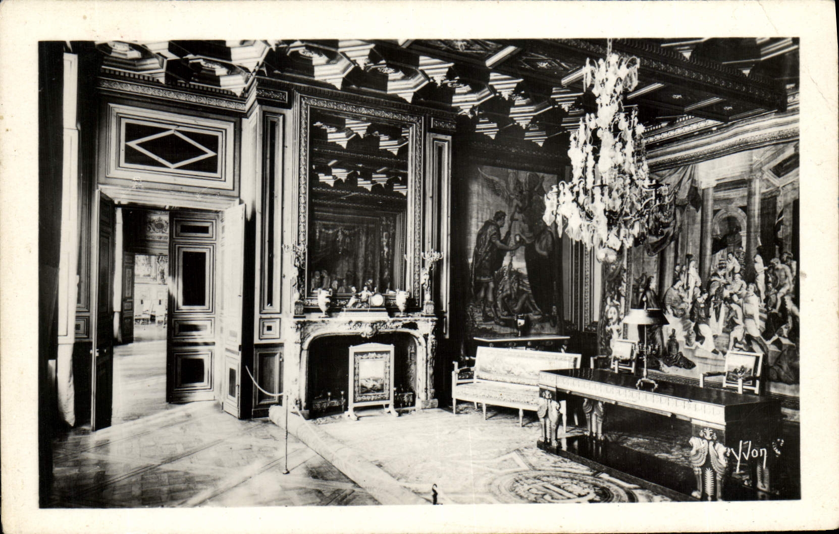 Palais de Fontainebleau — Salon des Topisseries — Éditions d'Art