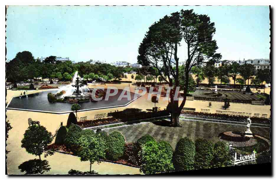 CPM Angers Le Jardin du Mail et Son Bassin